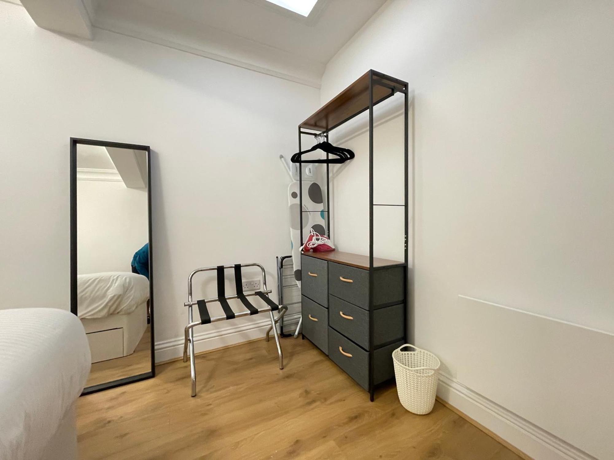 Private 2 Bed Guest House - Van Parking, M25 & A1 Connections Potters Bar Zewnętrze zdjęcie