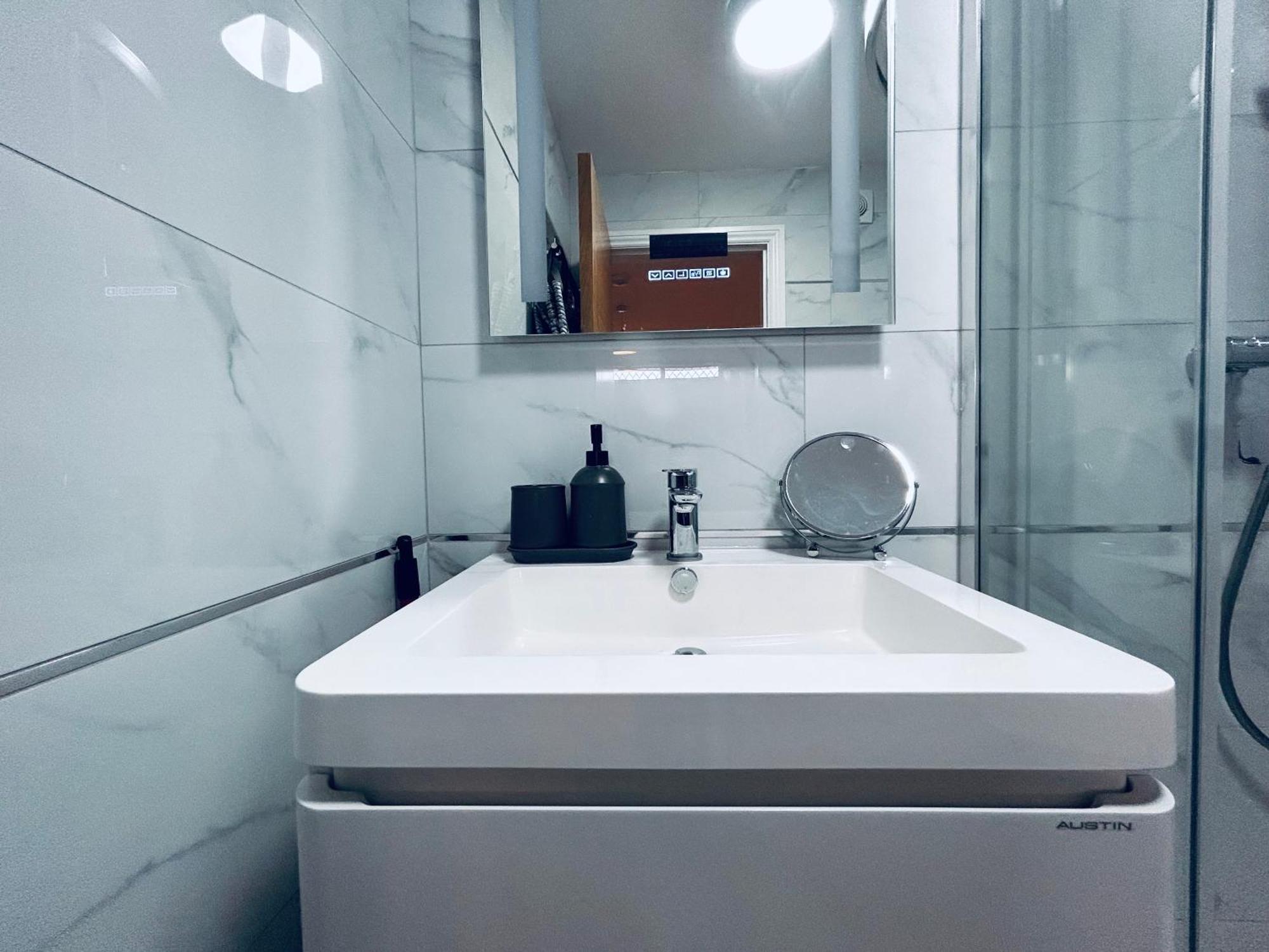 Private 2 Bed Guest House - Van Parking, M25 & A1 Connections Potters Bar Zewnętrze zdjęcie